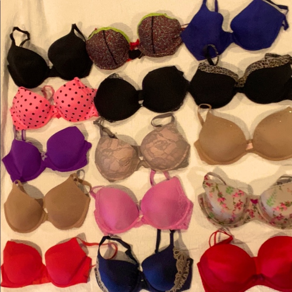 Bras - image 1